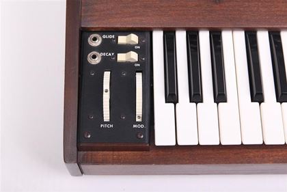 Moog-MiniMoog